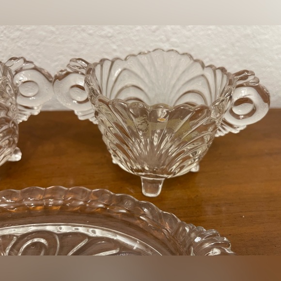 CRYSTAL VINTAGE 3 PIECE SUGAR/CREAMER/DISH SET - UNBRANDEDED - PRETTY! - Picture 4 of 6